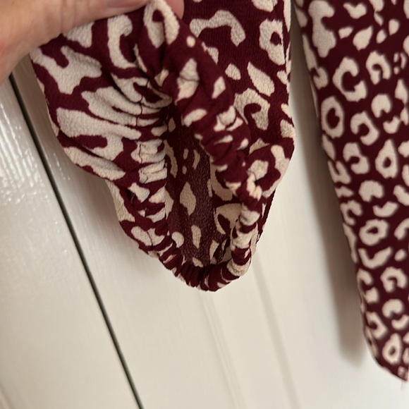 Michael Kors Handkerchief style top - Picture 6 of 6